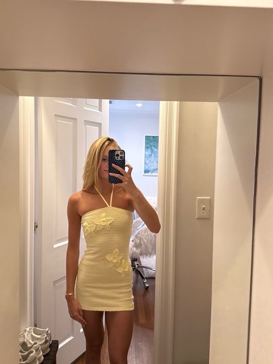 White Fox Boutique Dresses & Skirts - White Fox Boutique Pale Yellow Halter Mini Dress with Flowers